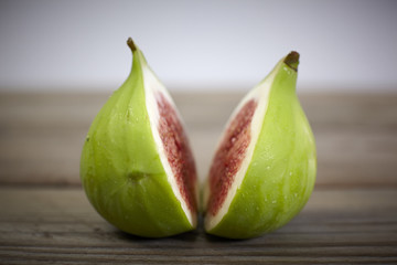 fresh green figs