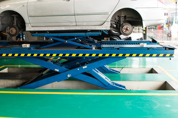 Fototapeta premium Changing car wheel