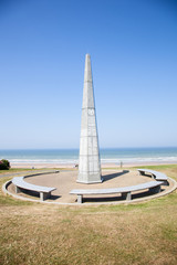 Monument commémoratif du débarquement sur Omaha Beach - obrazy, fototapety, plakaty