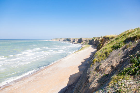 Vue sur les plages depuis le Pointe du Hoc