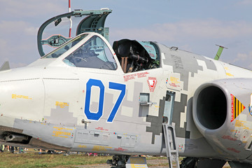 Fototapeta na wymiar Ukraiński myśliwiec Su-25