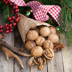 Weihnachtszeit, Walnüsse