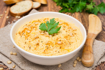 Hummus with pine nuts