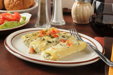 Cannelloni stuffed with spinach and ricotta cheese