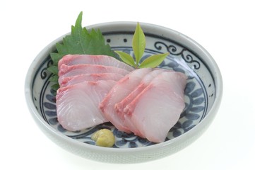 カンパチの刺身