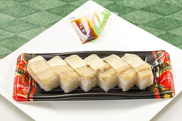 日本お寿司・バッテラ