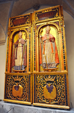 Antigua puerta de la capilla, madraza de Granada, Espa&ntilde;a