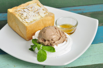 chocolate icecream on buttered toast