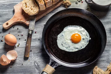 Keuken spatwand met foto Breakfast of eggs and bread © shaiith