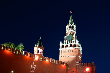Fototapeta na wymiar Kreml w nocy