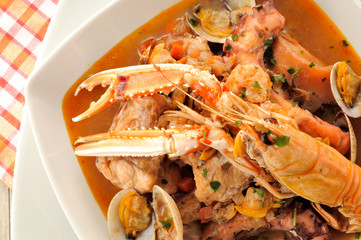 Zuppa di pesce