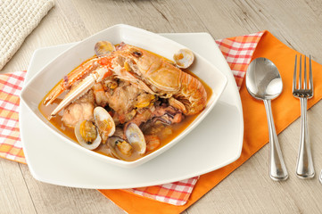 Zuppa di pesce