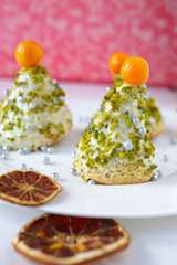 Tannenbäumchen backen