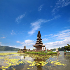 Bali - Pura Ulun Danu Bratan © Brad Pict