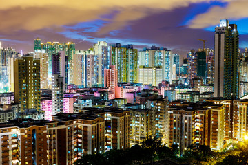 Naklejka premium Cityscape in Hong Kong at night
