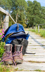 Wanderweg mit Ausrüstung