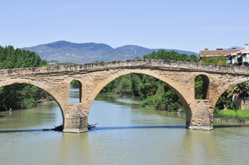 Fototapeta na wymiar Puente la Reina, Navarra (Hiszpania)