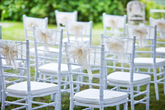 Wedding chairs hi-res stock photography and images - Alamy