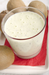kiwi smoothie in a glass