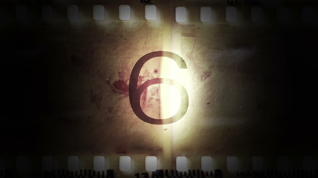 P&eacute;licula de cine con una cuenta atr&aacute;s