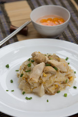 Fried noodles.