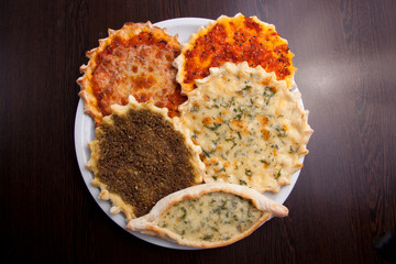 Oriental pizza plate