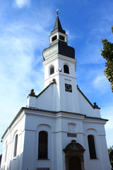 Fototapeta na wymiar Evangelische Kirche Alpen