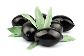 black olives with the leaves
