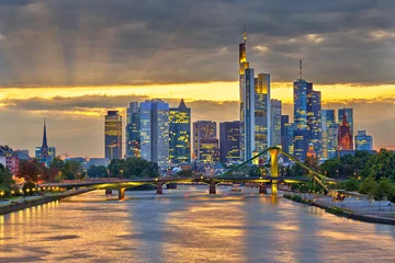 Frankfurt bei Nacht © sborisov