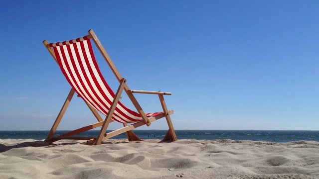 tranquill beach scene in 1920x1080 with space for text