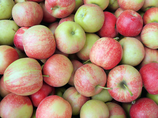 Яблоки