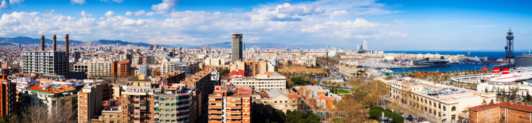 Fototapeta premium Panorama of Barcelona from Montjuic hill