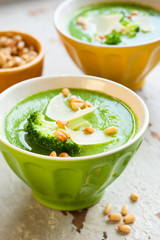 creamy broccoli soup