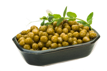 Marinated green peas