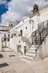 Obraz premium Alleyway. Monte Sant'Angelo. Puglia. Italy.