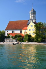 Malowniczy widok na Wasserburg nad jeziorem Bodeńskim, Niemcy