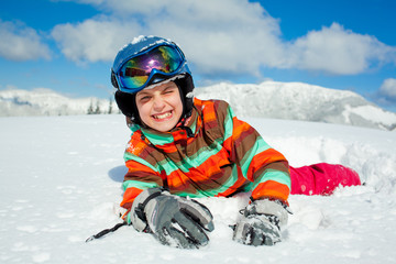 Fototapeta na wymiar Girl on skis.