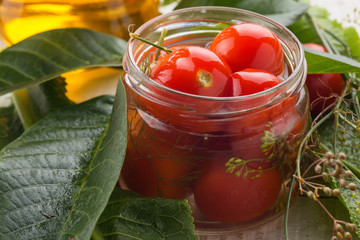 Pickled tomatoes