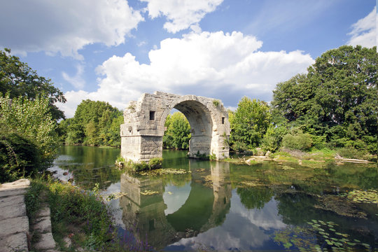 Pont Romain - Site d'Ambrussum