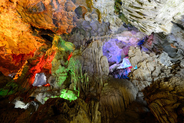 In Hang Sung Sot (Surprise Grotto), Halong bay