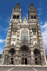 Fototapeta na wymiar Gothic cathedral of Saint Gatien in Tours, Loire Valley France