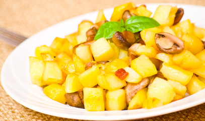 Fried Potatoes with mushrooms