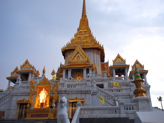 Fototapeta premium Wat Traimit