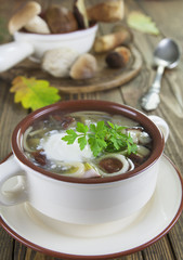 Mushroom soup with sour cream