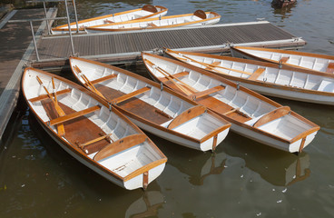 Leisure rowing boats for hire at Stratford-upon-Avon
