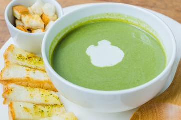 Spinach soup