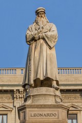 Statue of Leonardo da Vinci in MIlan