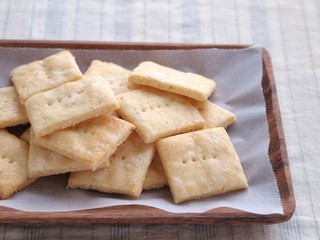 チーズクラッカー