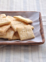 チーズクラッカー