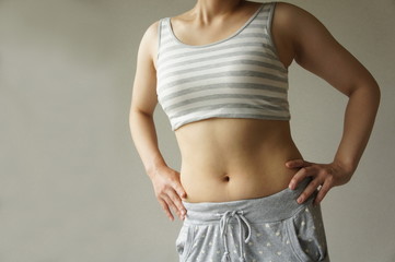 女性のウエスト